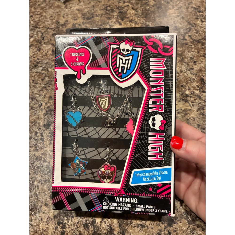 Monster High Interchangeable Charm Necklace Set 5 Charms 2014 Mattel H.E.R. New